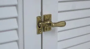 Town Center Locksmith Shop Glendale Heights, IL 630-343-9962 - 9-Garage-Door-Locks